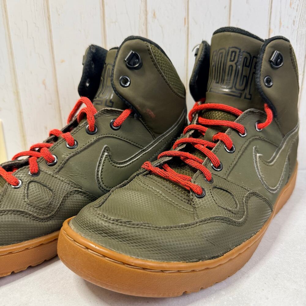 Nike Son of Force Mid Winter Mens 9.5 Dark Loden Green Gum Sneaker Boot 807422